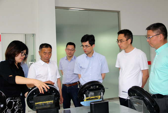 Secretary Lin Jian of Ninghai County Party committee and his delegation visited Huabao to car...
